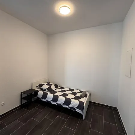 Cozy Apartment In Leverkusen Exterior photo
