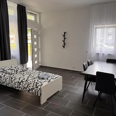 Cozy Apartment In Leverkusen Exterior photo