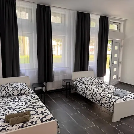 Cozy Apartment In Leverkusen Exterior photo