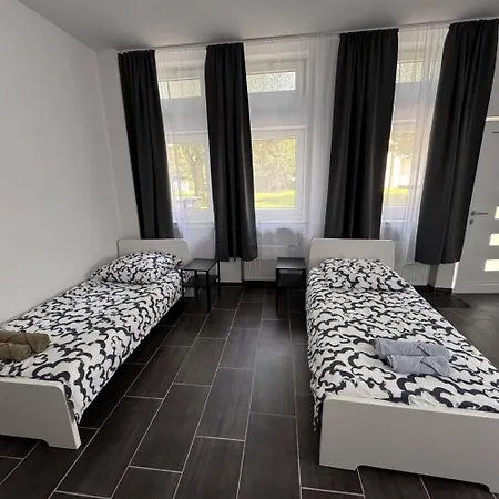 Cozy Apartment In Leverkusen Exterior photo