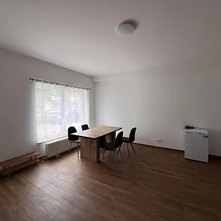 Cozy Apartment In Leverkusen Exterior photo