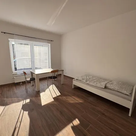 Cozy Apartment In Leverkusen Exterior photo