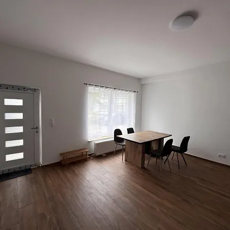 Cozy Apartment In Leverkusen Exterior photo