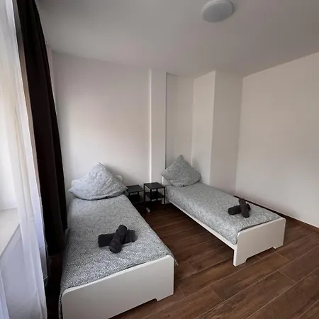 Cozy Apartment In Leverkusen Exterior photo