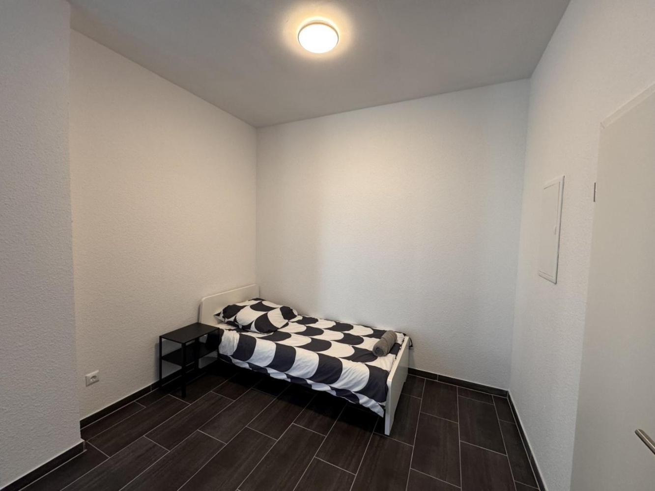 Cozy In Apartment *